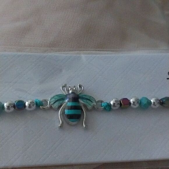 Handmade bee bracelets - Picture 4 of 11